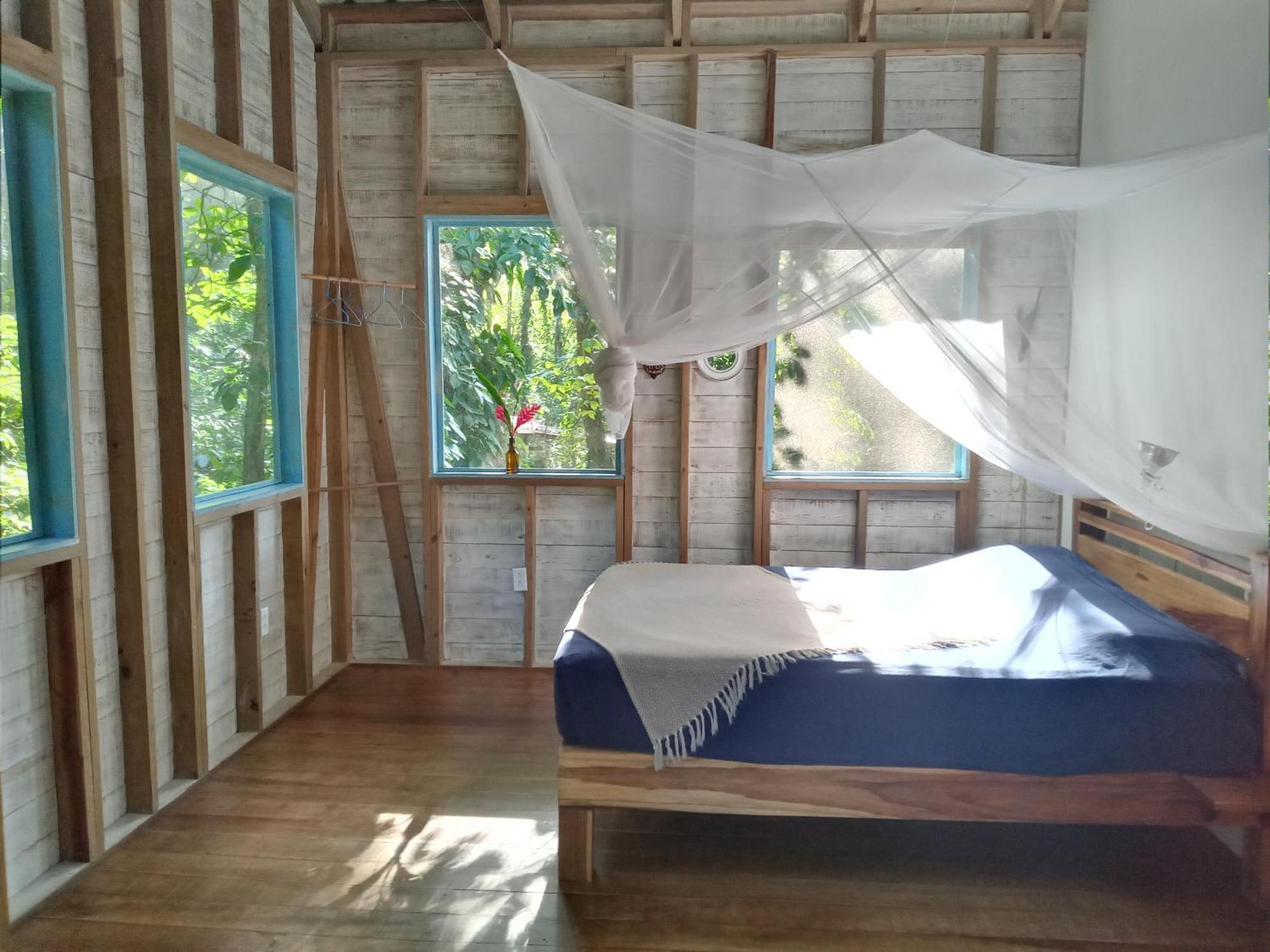 Jungle Paunch Villa Bocas del Toro Eksteriør bilde